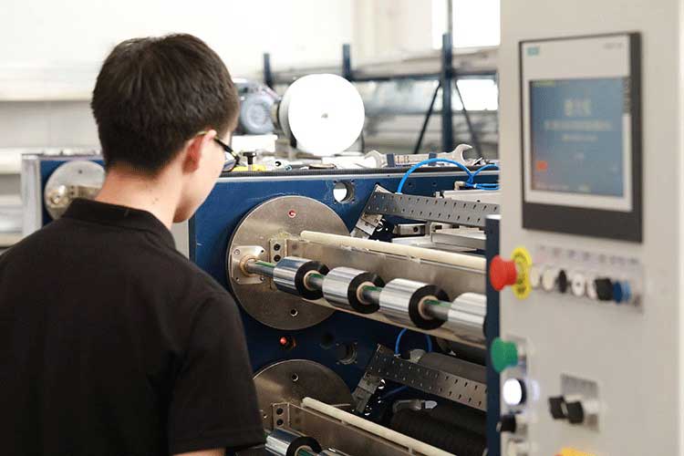 分切機(jī)操作中的一些細(xì)節(jié)問題