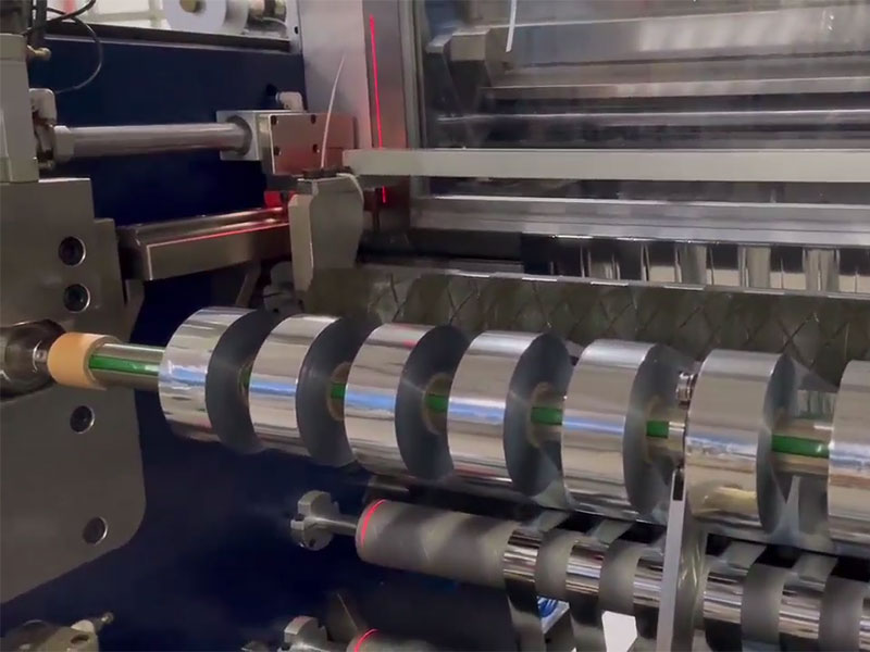 電化鋁分切機(jī):燙金材料加工的精密利器