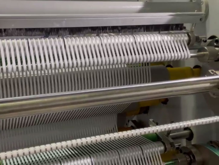 修正帶分切機(jī)連續(xù)生產(chǎn)無故障：高可靠性設(shè)計(jì)的三大核心