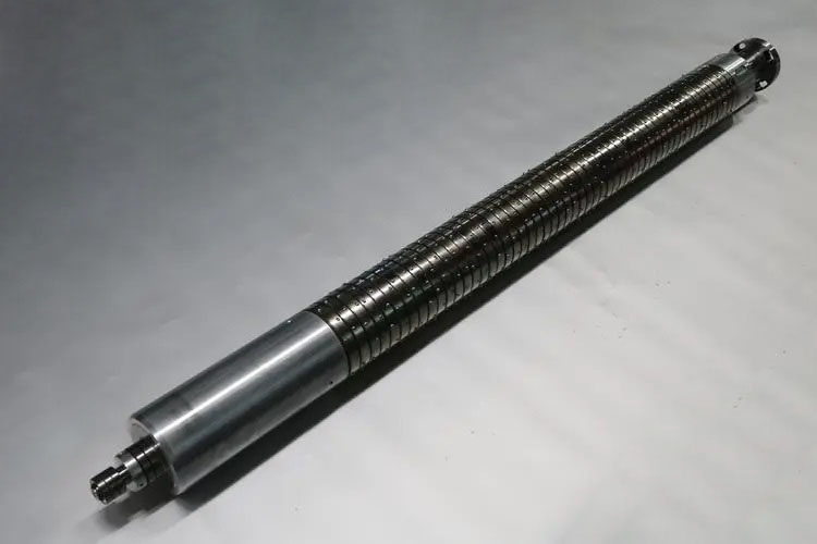 分條機(jī)及收卷滑差軸的制作方法