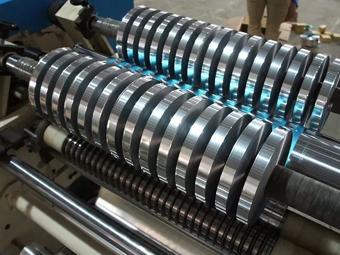 鋁箔分切機(jī)的特點和介紹以及如何切好鋁箔