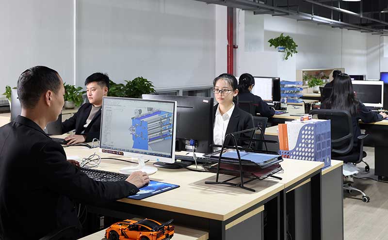 分切機(jī)技術(shù)創(chuàng)新：推動制造業(yè)智能化轉(zhuǎn)型