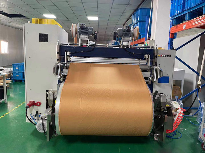 降本增效利器：運(yùn)動(dòng)膠帶分切機(jī)不容錯(cuò)過